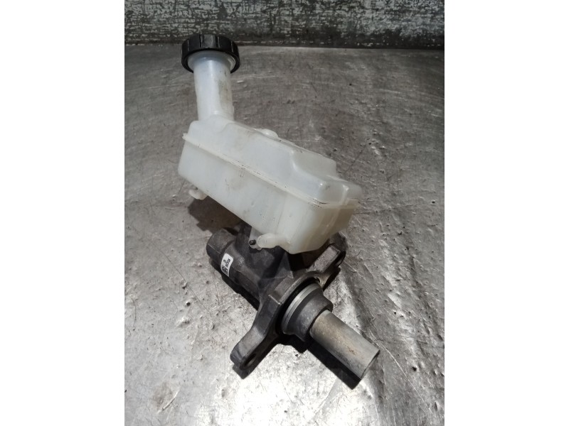 Recambio de bomba freno para renault clio v referencia OEM IAM 460912995R  97