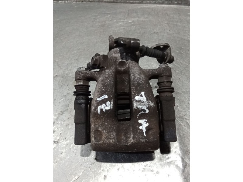 Recambio de pinza freno trasera izquierda para opel astra h gtc (a04) 1.9 cdti (l08) referencia OEM IAM   04