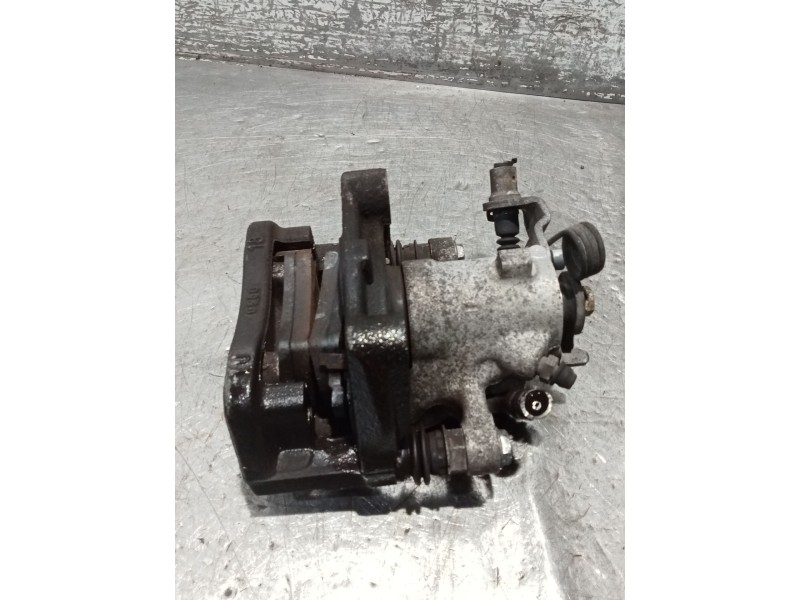 Recambio de pinza freno trasera izquierda para opel astra h gtc (a04) 1.9 cdti (l08) referencia OEM IAM   04