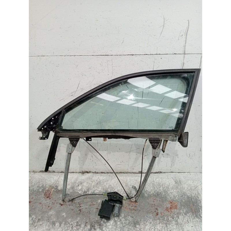 Recambio de elevalunas delantero izquierdo para audi a4 b6 (8e2) 2.5 tdi referencia OEM IAM 8E0837629  2001 4P