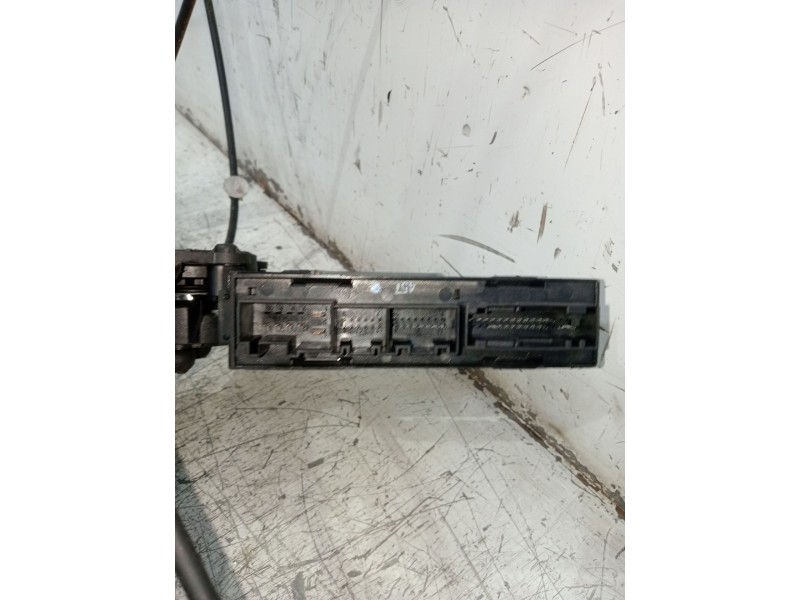 Recambio de elevalunas delantero izquierdo para audi a4 b6 (8e2) 2.5 tdi referencia OEM IAM 8E0837629  2001 4P