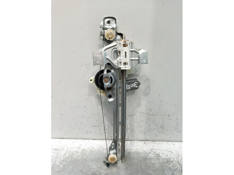 Recambio de elevalunas trasero derecho para peugeot 308 ii (lb_, lp_, lw_, lh_, l3_) 1.5 bluehdi 130 referencia OEM IAM 98257104