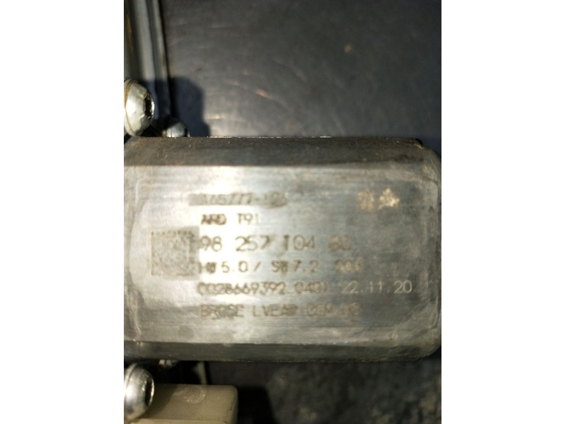 Recambio de elevalunas trasero derecho para peugeot 308 ii (lb_, lp_, lw_, lh_, l3_) 1.5 bluehdi 130 referencia OEM IAM 98257104