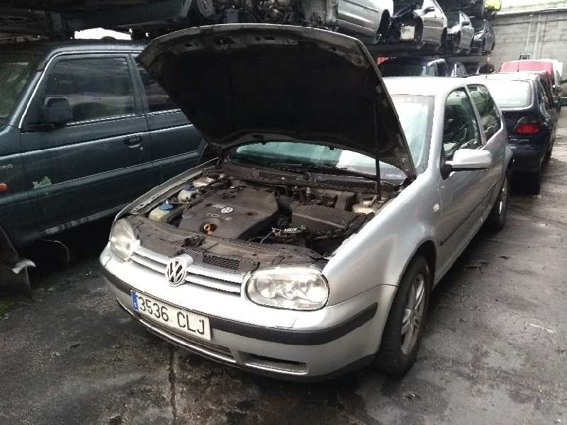 volkswagen golf iv berlina (1j1) del año 2003