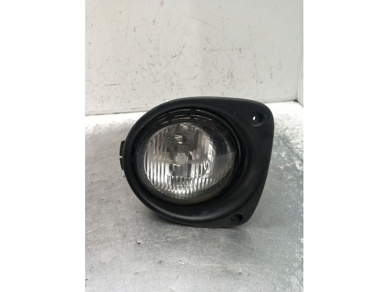 Recambio de faro antiniebla derecho para renault clio ii (bb_, cb_) 1.2 (bb0a, bb0f, bb10, bb1k, bb28, bb2d, bb2h, cb0a,... refe