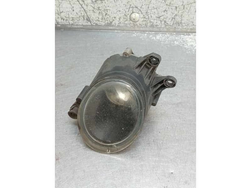 Recambio de faro antiniebla derecho para audi a4 b6 (8e2) 2.5 tdi referencia OEM IAM 0305063004 8E0941700B 2001