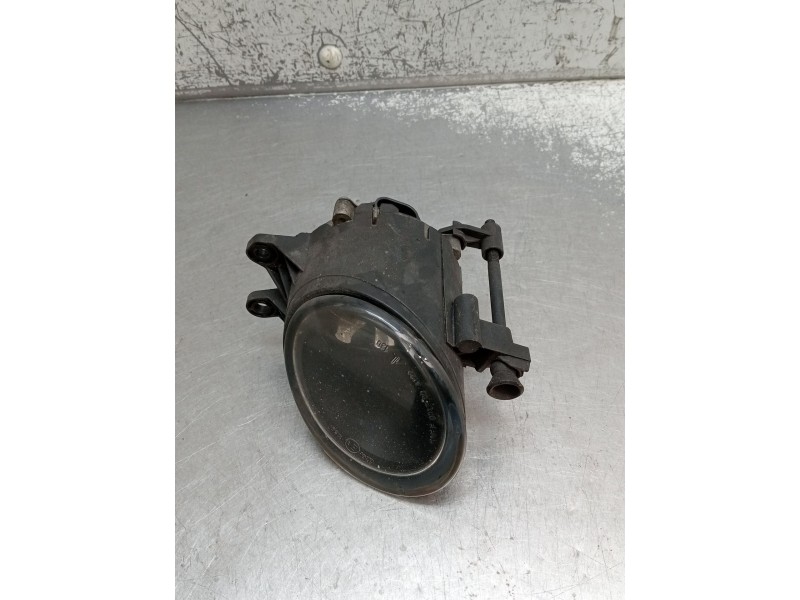 Recambio de faro antiniebla izquierdo para audi a4 b6 (8e2) 2.5 tdi referencia OEM IAM 0305063003 030506300300 2001