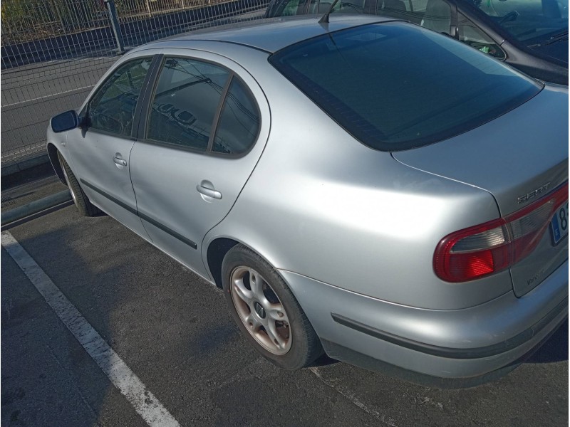 seat toledo (1m2) del año 2001