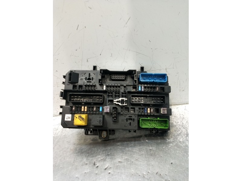 Recambio de caja reles / fusibles para opel astra h gtc (a04) 1.9 cdti (l08) referencia OEM IAM 5DK00866933 13222173 2004