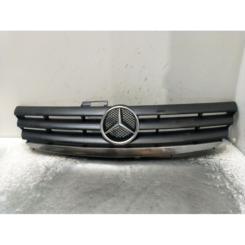 Recambio de rejilla delantera para mercedes-benz clase a (w169) a 160 cdi (169.006, 169.306) referencia OEM IAM  VER FOTOS 2004