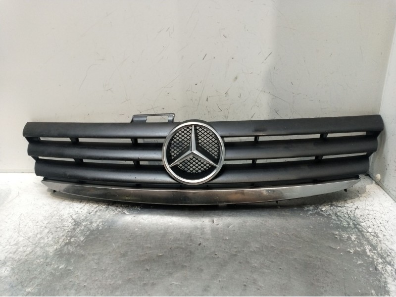 Recambio de rejilla delantera para mercedes-benz clase a (w169) a 160 cdi (169.006, 169.306) referencia OEM IAM  VER FOTOS 2004