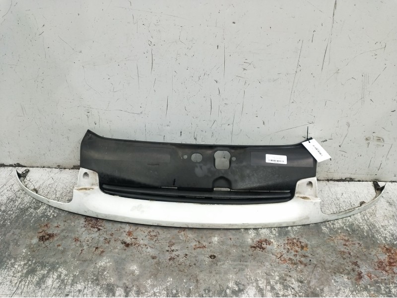 Recambio de rejilla delantera para renault clio ii (bb_, cb_) 1.2 (bb0a, bb0f, bb10, bb1k, bb28, bb2d, bb2h, cb0a,... referencia