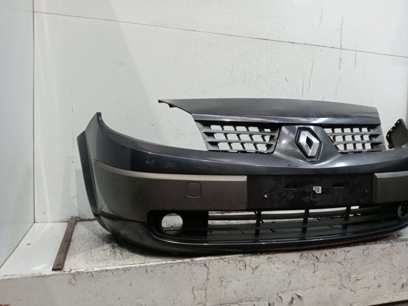 Recambio de paragolpes delantero para renault scénic ii (jm0/1_) 1.9 dci (jm0g, jm12, jm1g, jm2c) referencia OEM IAM  VER FOTOS 