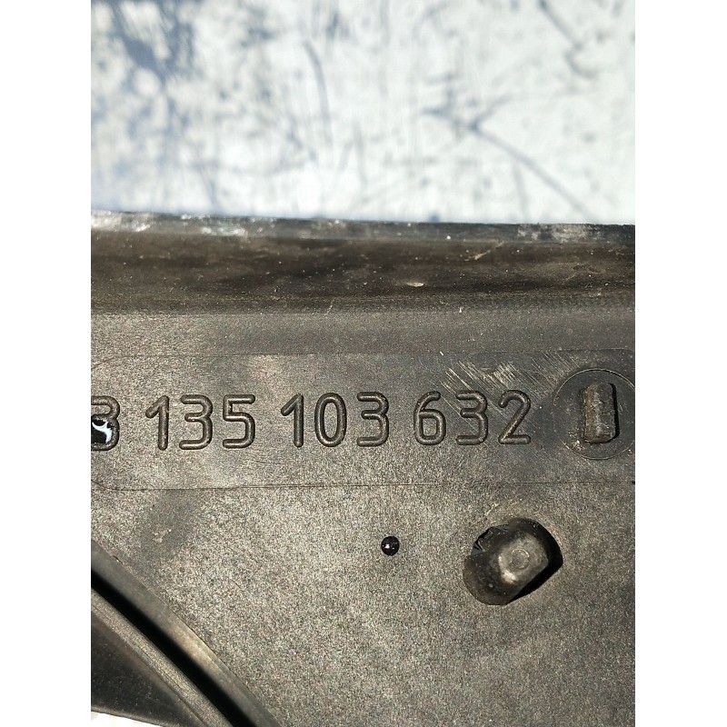 Recambio de electroventilador para opel astra h gtc (a04) 1.9 cdti (l08) referencia OEM IAM 135103632  2004