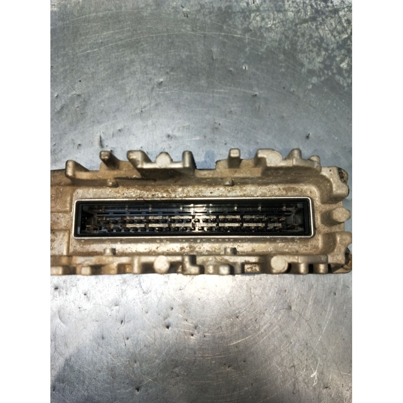 Recambio de centralita motor uce para skoda felicia i (6u1) 1.3 referencia OEM IAM 0261203544 441040460246 26SA3560 1994