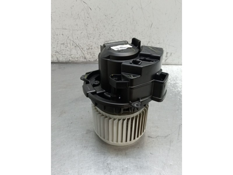 Recambio de motor calefaccion para renault clio v referencia OEM IAM DT116625160  2019