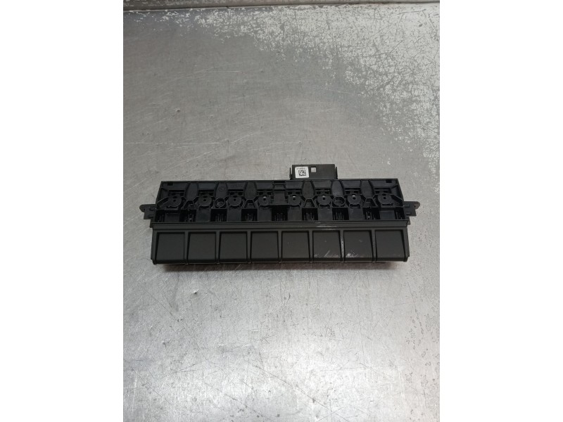 Recambio de mando multifuncion para renault clio v referencia OEM IAM 283E85899R AE114833C 2019