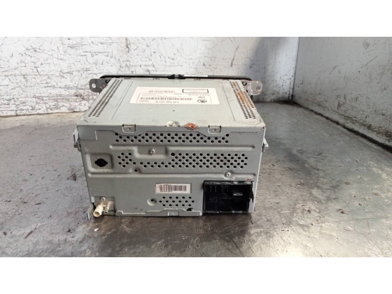 Recambio de sistema audio / radio cd para skoda fabia (5j2 ) urban referencia OEM IAM 5J0035161G  