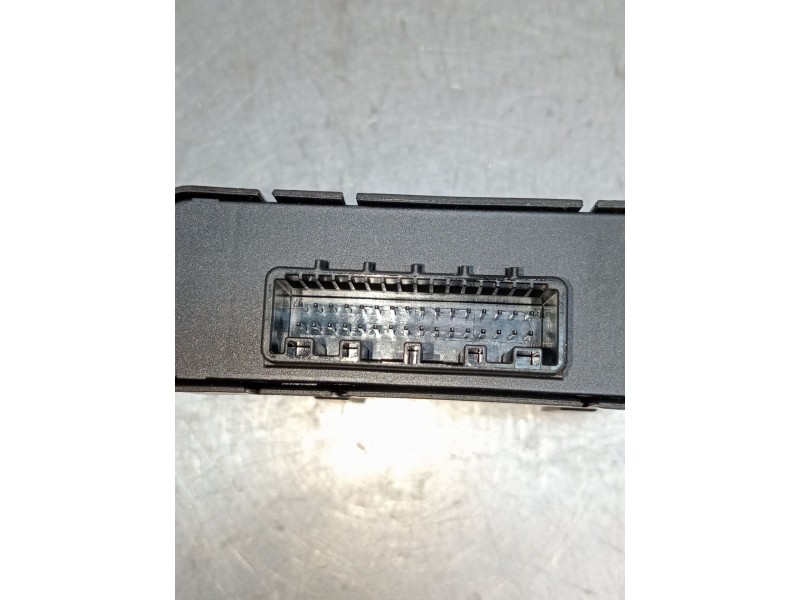 Recambio de modulo electronico para renault clio v referencia OEM IAM 284Y66LA6D F005V03168 2019
