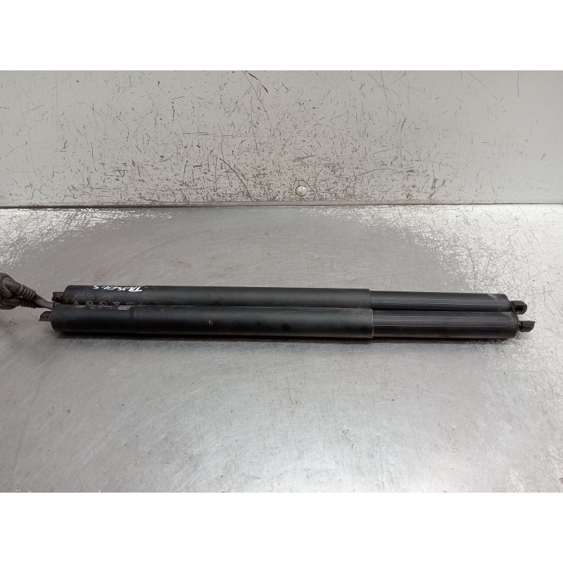 Recambio de amortiguadores maletero / porton para audi q3 (f3b) 35 tfsi referencia OEM IAM 83A827851F 20240911 193528 2024 ELECT