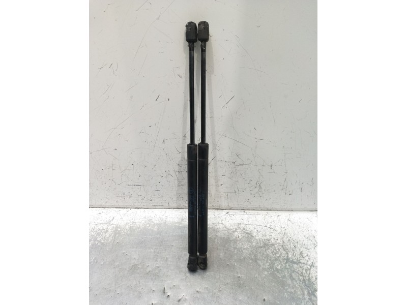 Recambio de amortiguadores maletero / porton para renault clio ii (bb_, cb_) 1.2 (bb0a, bb0f, bb10, bb1k, bb28, bb2d, bb2h, cb0a