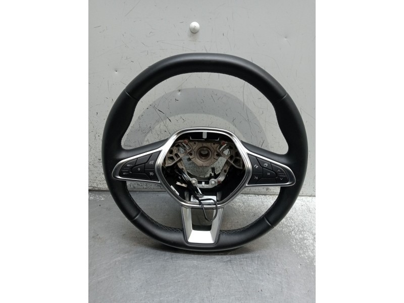 Recambio de volante para renault clio v referencia OEM IAM   2019