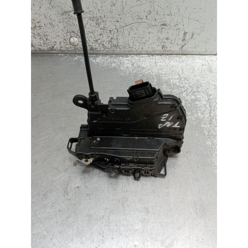 Recambio de motor cierre centralizado trasero izquierdo para renault clio v referencia OEM IAM 825039554R 40739134 2019 5P