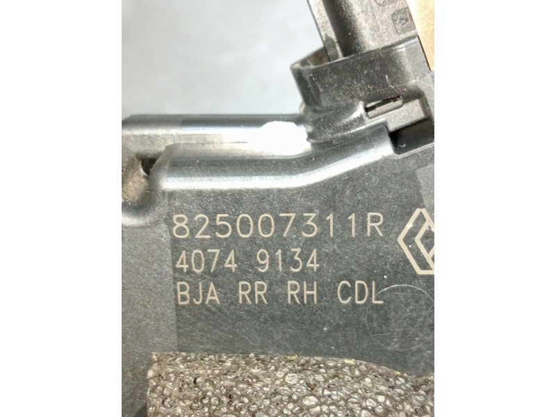 Recambio de motor cierre centralizado trasero derecho para renault clio v referencia OEM IAM 825007311R 40749134 2019 5P