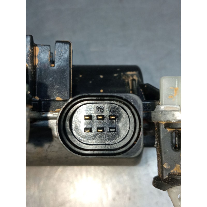 Recambio de motor cierre centralizado porton para audi q3 (f3b) 35 tfsi referencia OEM IAM 5TA827887C  2024 5P