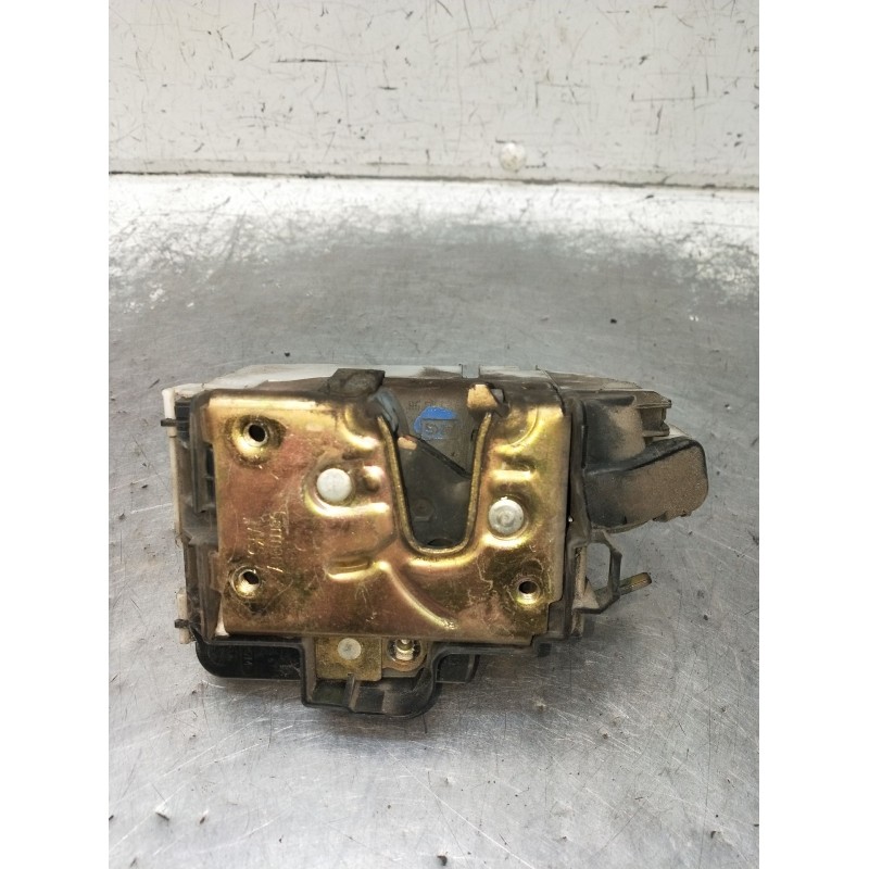 Recambio de motor cierre centralizado delantero derecho para seat ibiza ii (6k1) 1.9 tdi referencia OEM IAM 1HS862154 3P 1997