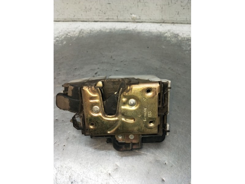 Recambio de motor cierre centralizado delantero izquierdo para seat ibiza ii (6k1) 1.9 tdi referencia OEM IAM 1HM862153 3P 1997