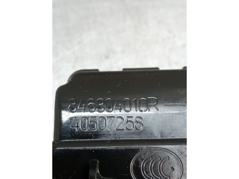 Recambio de motor cierre centralizado porton para renault clio v referencia OEM IAM 846304010R 40507258 2019 5P
