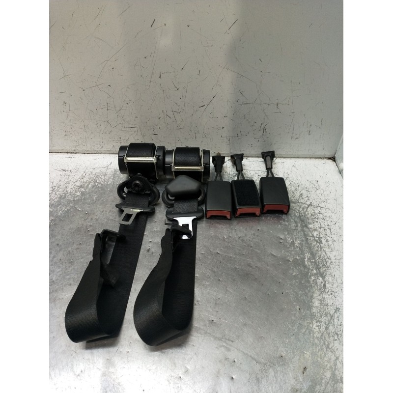 Recambio de juego cinturones trasero para opel astra h gtc (a04) 1.9 cdti (l08) referencia OEM IAM  3P 2004