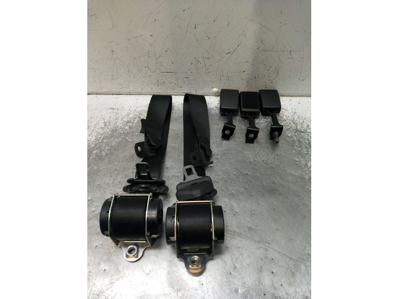 Recambio de juego cinturones trasero para opel astra h gtc (a04) 1.9 cdti (l08) referencia OEM IAM  3P 2004