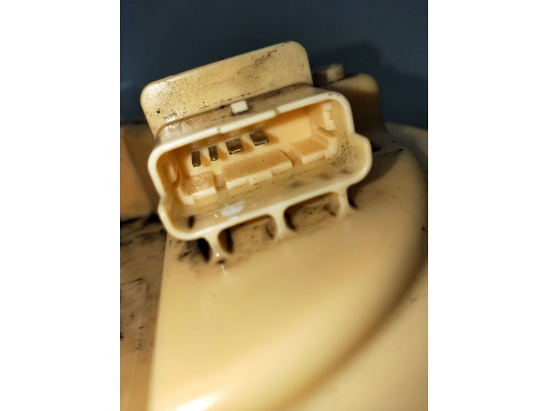 Recambio de bomba combustible para fiat 500 l (330) referencia OEM IAM 0580203145 51887866 P20415707866 2012