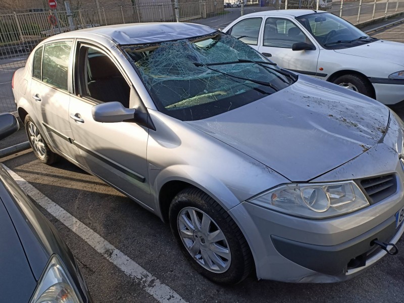 renault megane ii classic berlina del año 2008
