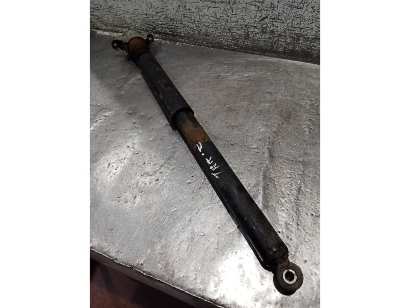 Recambio de amortiguador trasero izquierdo para ford focus c-max (dm2) 1.8 tdci referencia OEM IAM   03