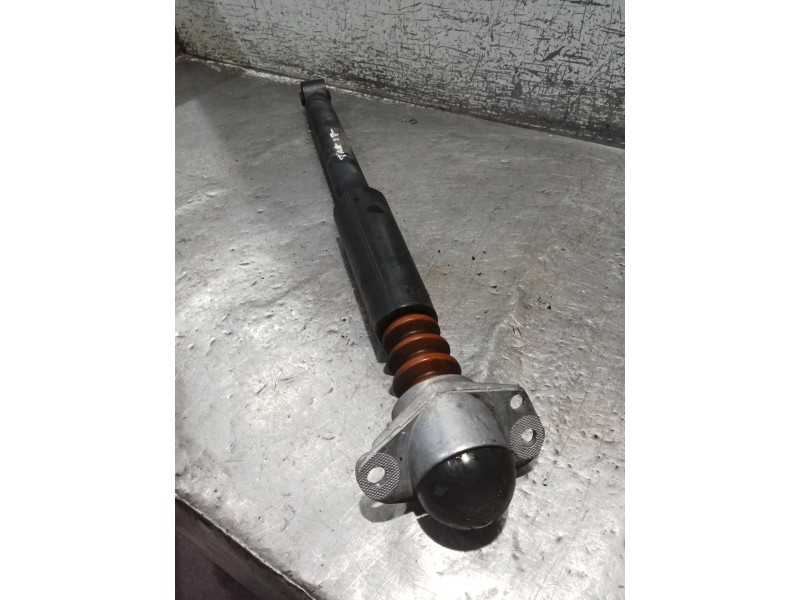 Recambio de amortiguador trasero izquierdo para seat leon (1m1) 1.6 referencia OEM IAM   99