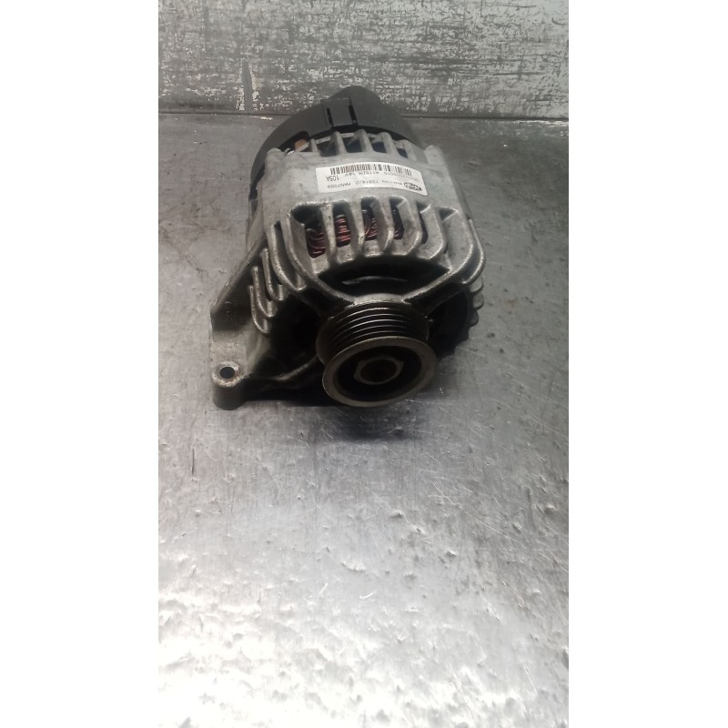 Recambio de alternador para fiat grande punto (199_) 1.4 16v (199bxg1b, 199axg1b) referencia OEM IAM 063377009010 105A 05