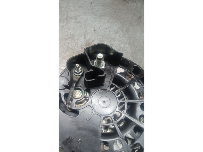 Recambio de alternador para fiat grande punto (199_) 1.4 16v (199bxg1b, 199axg1b) referencia OEM IAM 063377009010 105A 05