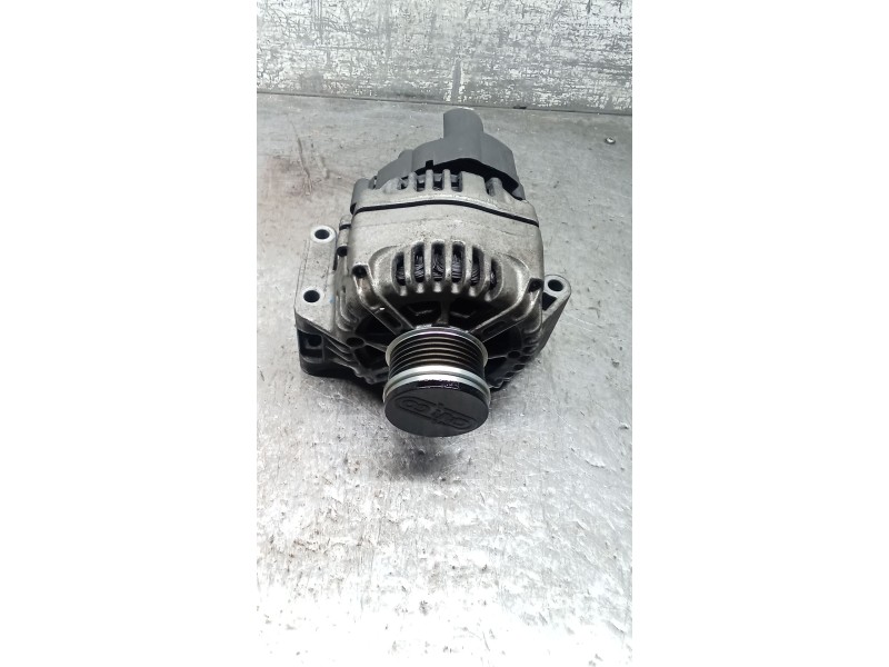 Recambio de alternador para suzuki swift iii (mz, ez) 1.3 ddis (rs 413d) referencia OEM IAM 3140085E00000 90A 05
