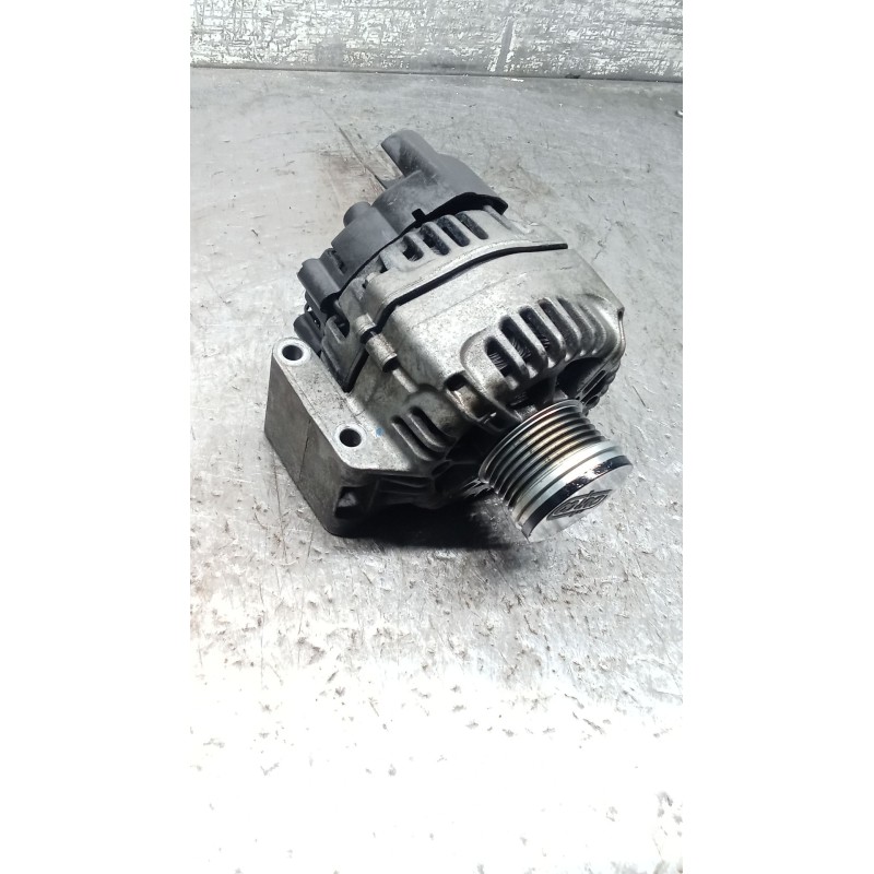 Recambio de alternador para suzuki swift iii (mz, ez) 1.3 ddis (rs 413d) referencia OEM IAM 3140085E00000 90A 05