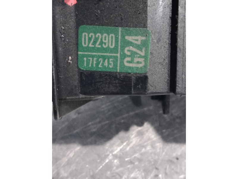 Recambio de mando luces para toyota auris luna referencia OEM IAM 17F245 17F001 