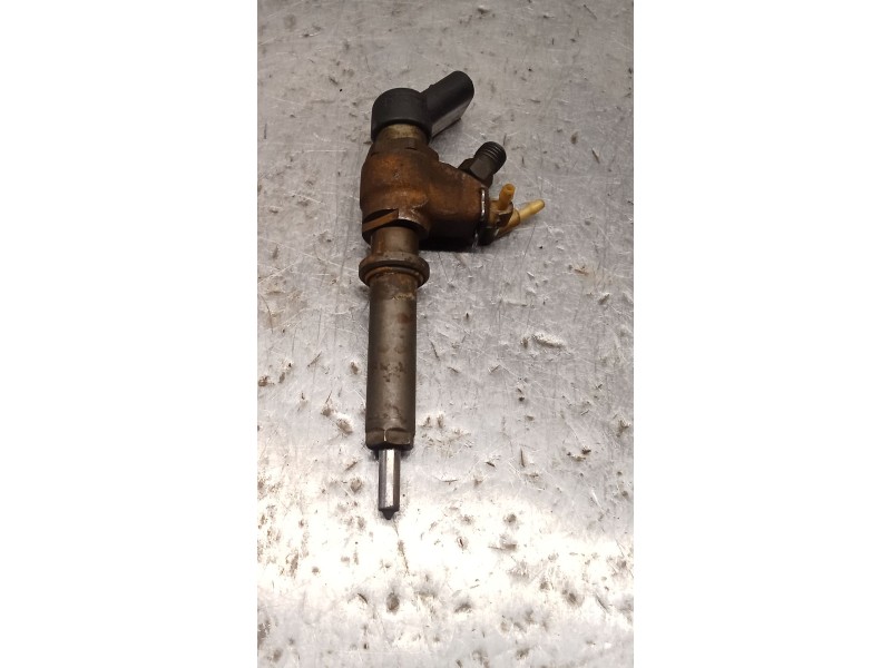 Recambio de inyector para citroën xsara (n1) 2.0 hdi 90 referencia OEM IAM 9636819380 SIEMENS 01