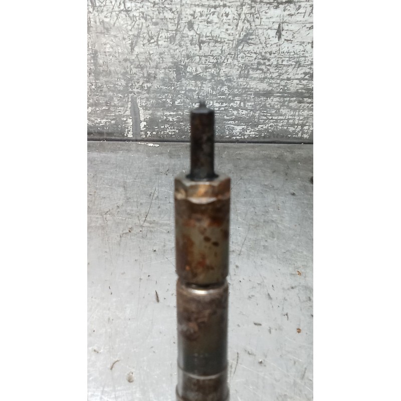 Recambio de inyector para suzuki swift iii (mz, ez) 1.3 ddis (rs 413d) referencia OEM IAM 0445110083 BOSCH 05