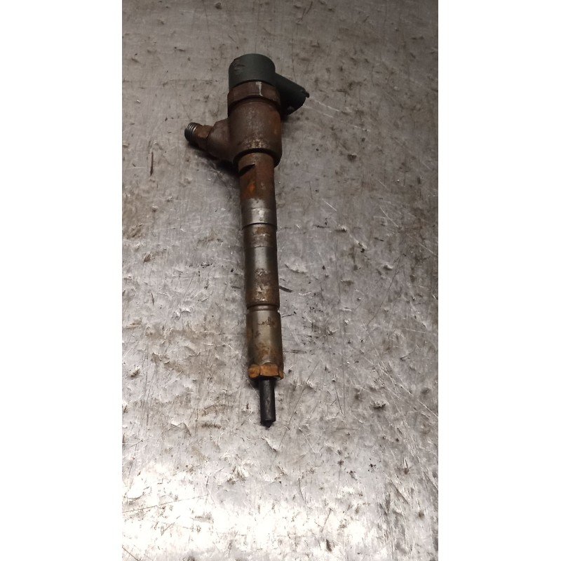 Recambio de inyector para suzuki swift iii (mz, ez) 1.3 ddis (rs 413d) referencia OEM IAM  BOSCH 05