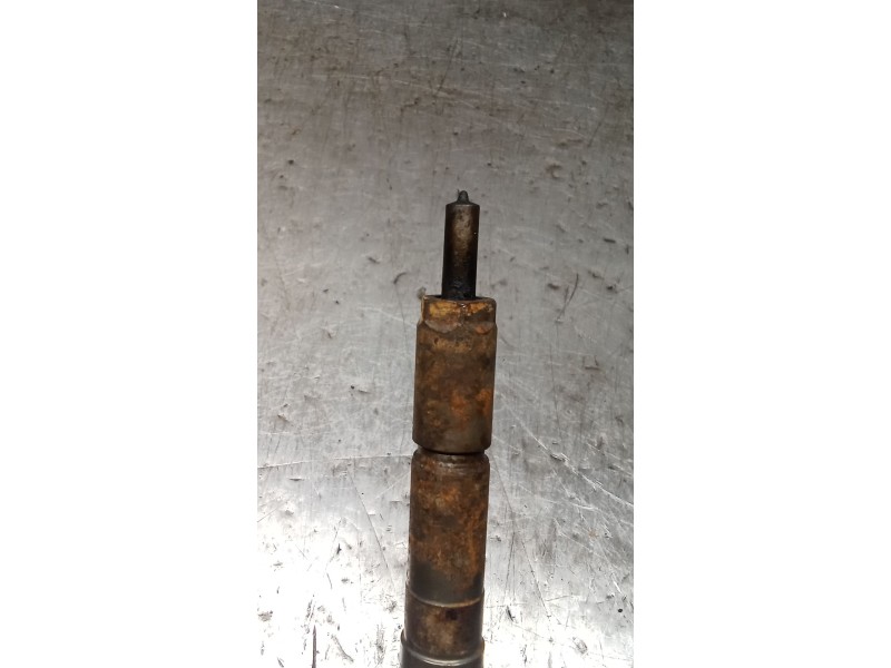 Recambio de inyector para suzuki swift iii (mz, ez) 1.3 ddis (rs 413d) referencia OEM IAM  BOSCH 05