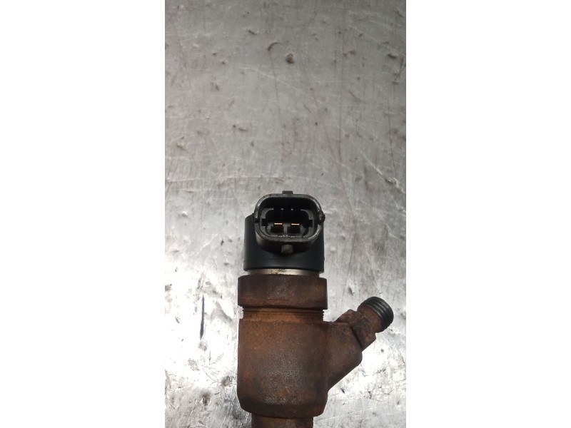 Recambio de inyector para suzuki swift iii (mz, ez) 1.3 ddis (rs 413d) referencia OEM IAM  BOSCH 05