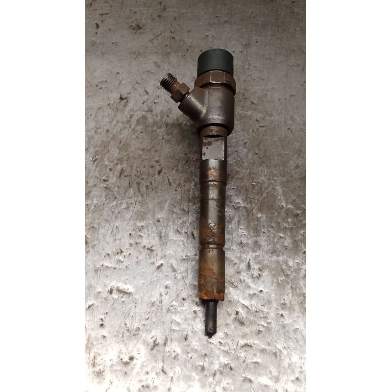 Recambio de inyector para suzuki swift iii (mz, ez) 1.3 ddis (rs 413d) referencia OEM IAM  BOSCH 05