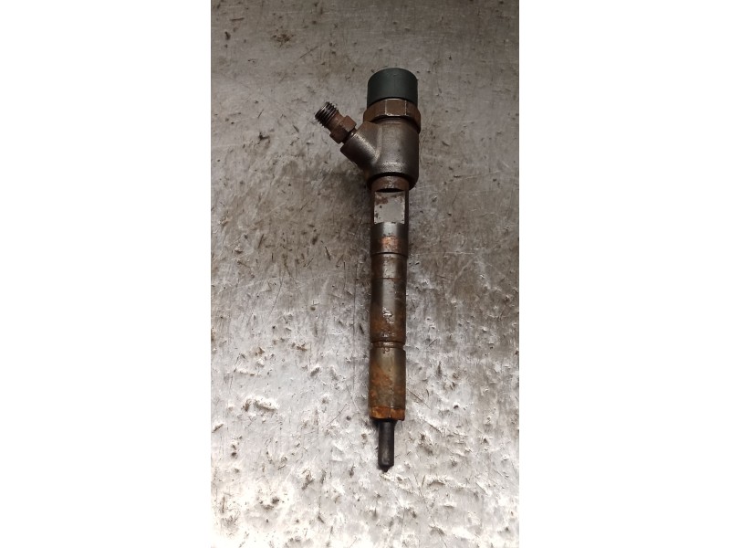 Recambio de inyector para suzuki swift iii (mz, ez) 1.3 ddis (rs 413d) referencia OEM IAM  BOSCH 05